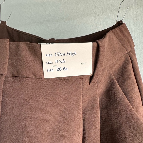 Abercrombie & Fitch Brown Tapered Trousers- NWT - Picture 3 of 5